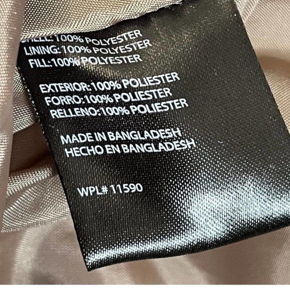 Vest - Picture 8 of 8